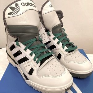 Kid Cudi Adidas! Size 8.5